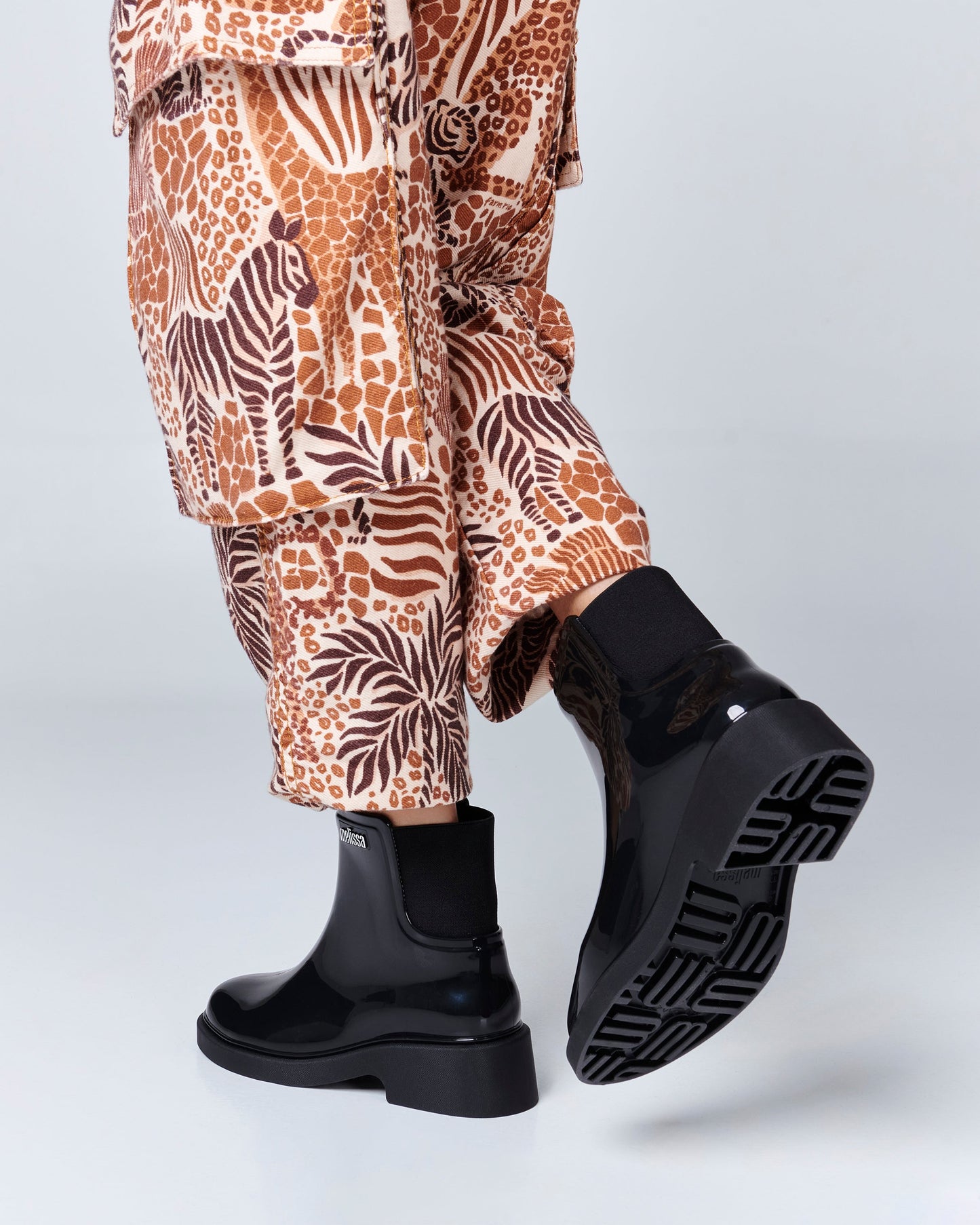 MELISSA CHELSEA BOOT AD