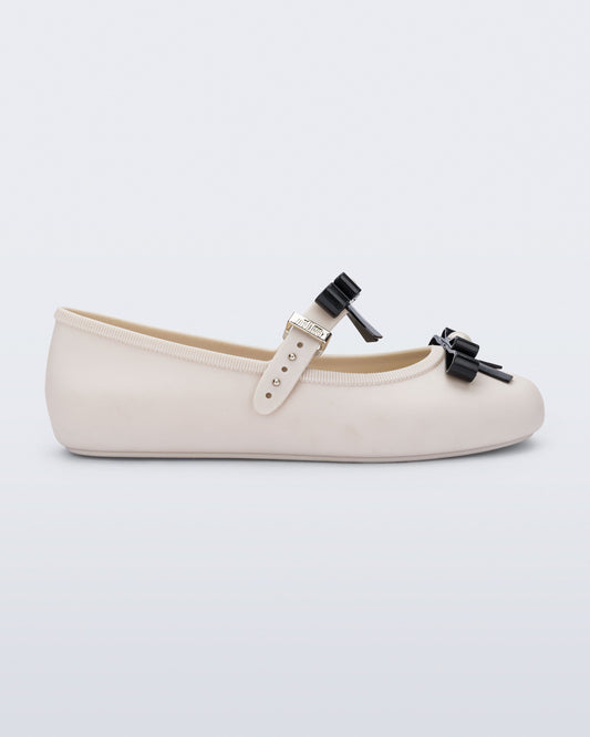 MELISSA SOFT BALLERINA BOW AD