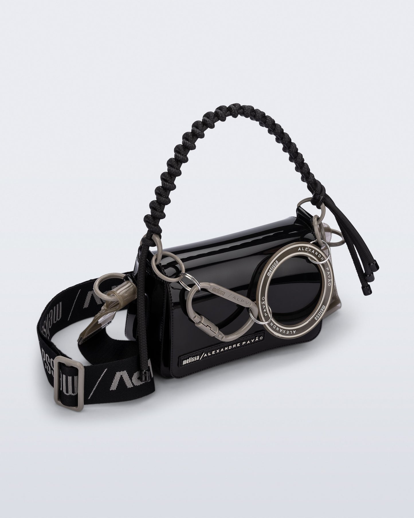 MELISSA NINA BAG + ALEXANDRE PAVÃO