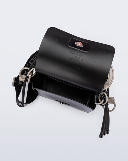 MELISSA NINA BAG + ALEXANDRE PAVÃO