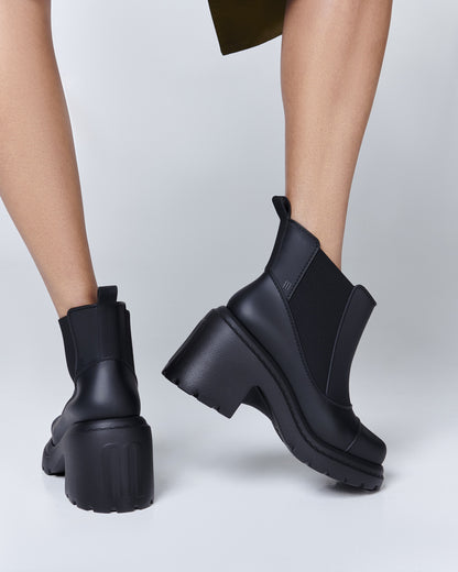 MELISSA COURTNEY BOOT