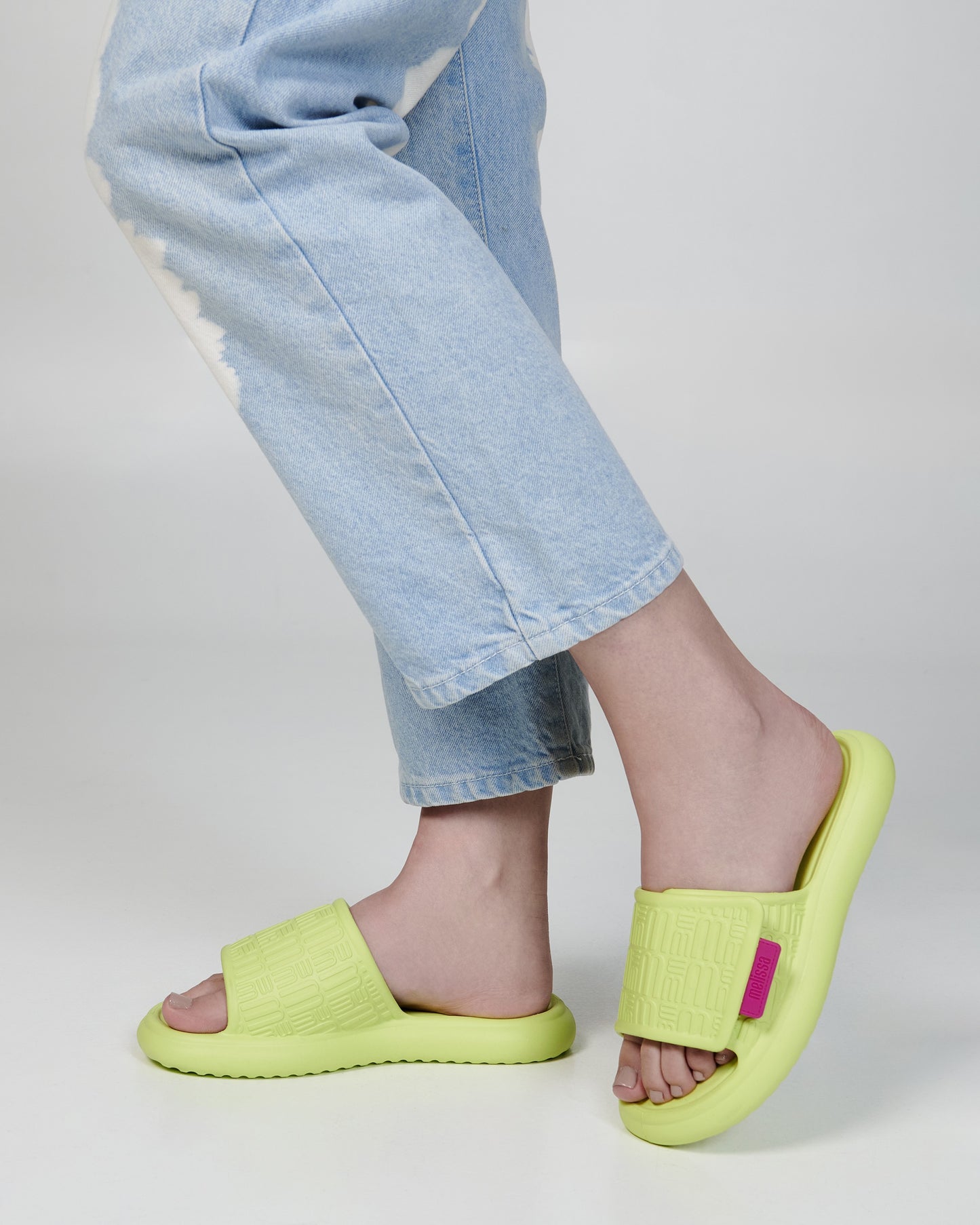 MELISSA FREE FUZZY SLIDE