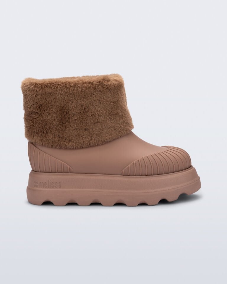 MELISSA WARM BOT AD