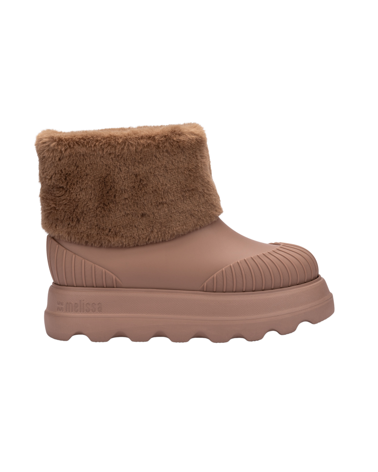 MELISSA WARM BOT AD
